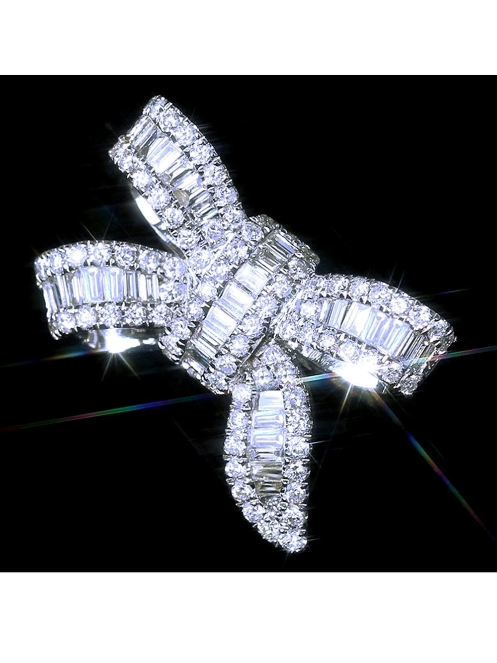 Elegant Silver Bow Diamond Ring - White Crystal Accent - Picture 5 of 6